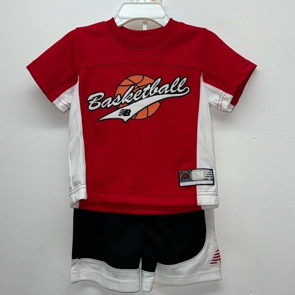 🔥New balance 2 pc set boys kids baby sz 12 months New